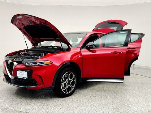 Used 2024 Alfa Romeo Tonale Ti image 9