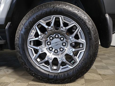 Used 2024 GMC Hummer EV 3X w/ LPO, Illumination Package AWD/4WD image 22