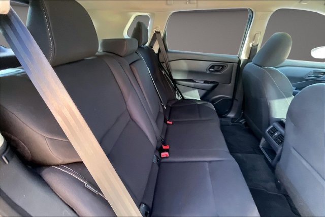 Certified 2026 Nissan Rogue S FWD image 24