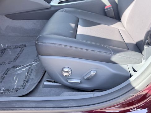 Used 2025 Lucid Air Touring image 31