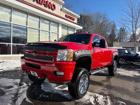 Used 2013 Chevrolet Silverado 2500 LT w/ Z71 Appearance Package image 2