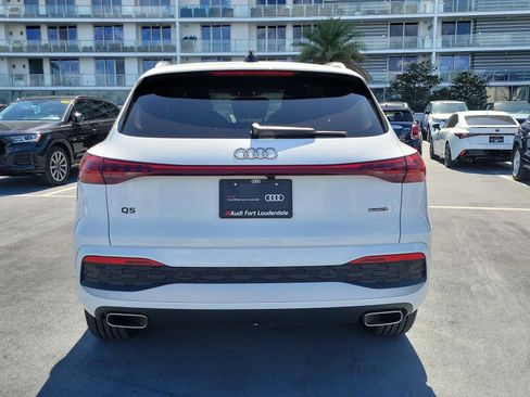Certified 2025 Audi Q5 Premium Plus w/ Premium Plus AWD/4WD image 11