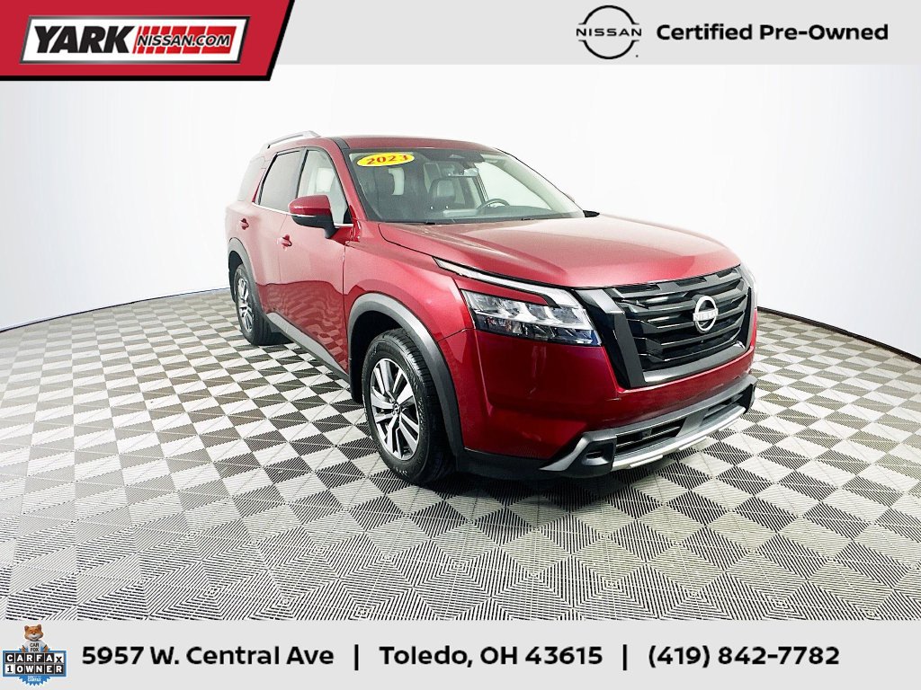 Certified 2023 Nissan Pathfinder SL w/ Black Appearance Package AWD/4WD 360° Tour