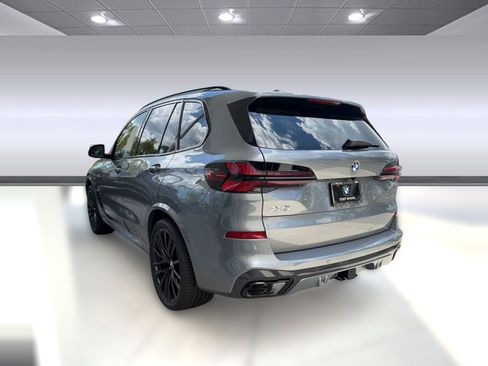 New 2026 BMW X5 xDrive40i w/ M Sport Package AWD/4WD image 3