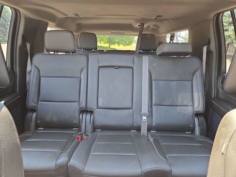 Used 2021 GMC Yukon XL Denali w/ Denali Ultimate Package AWD/4WD image 29