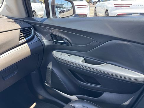 Used 2017 Buick Encore Preferred FWD image 16
