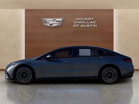 Used 2022 Mercedes-Benz EQS 580 4MATIC Sedan image 3