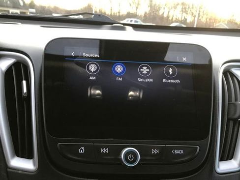 Certified 2025 Chevrolet Malibu LT image 12