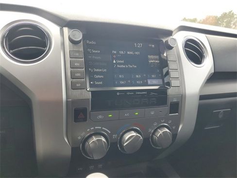 Used 2020 Toyota Tundra SR5 w/ SR5 Upgrade Package image 34