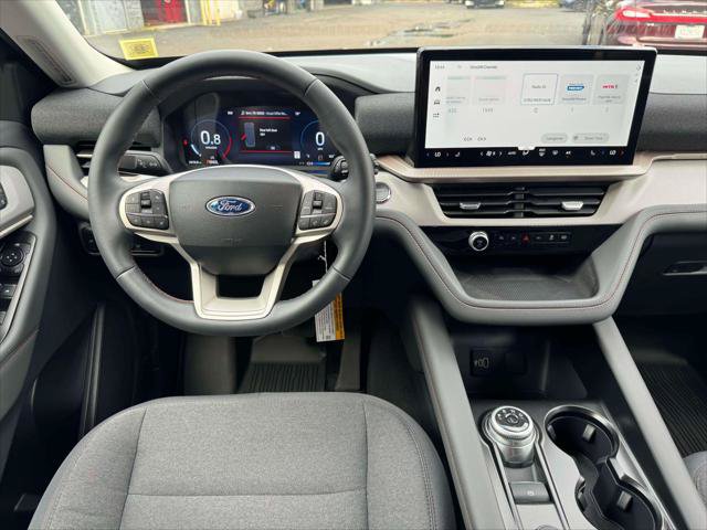 Used 2026 Ford Explorer Active AWD/4WD image 19