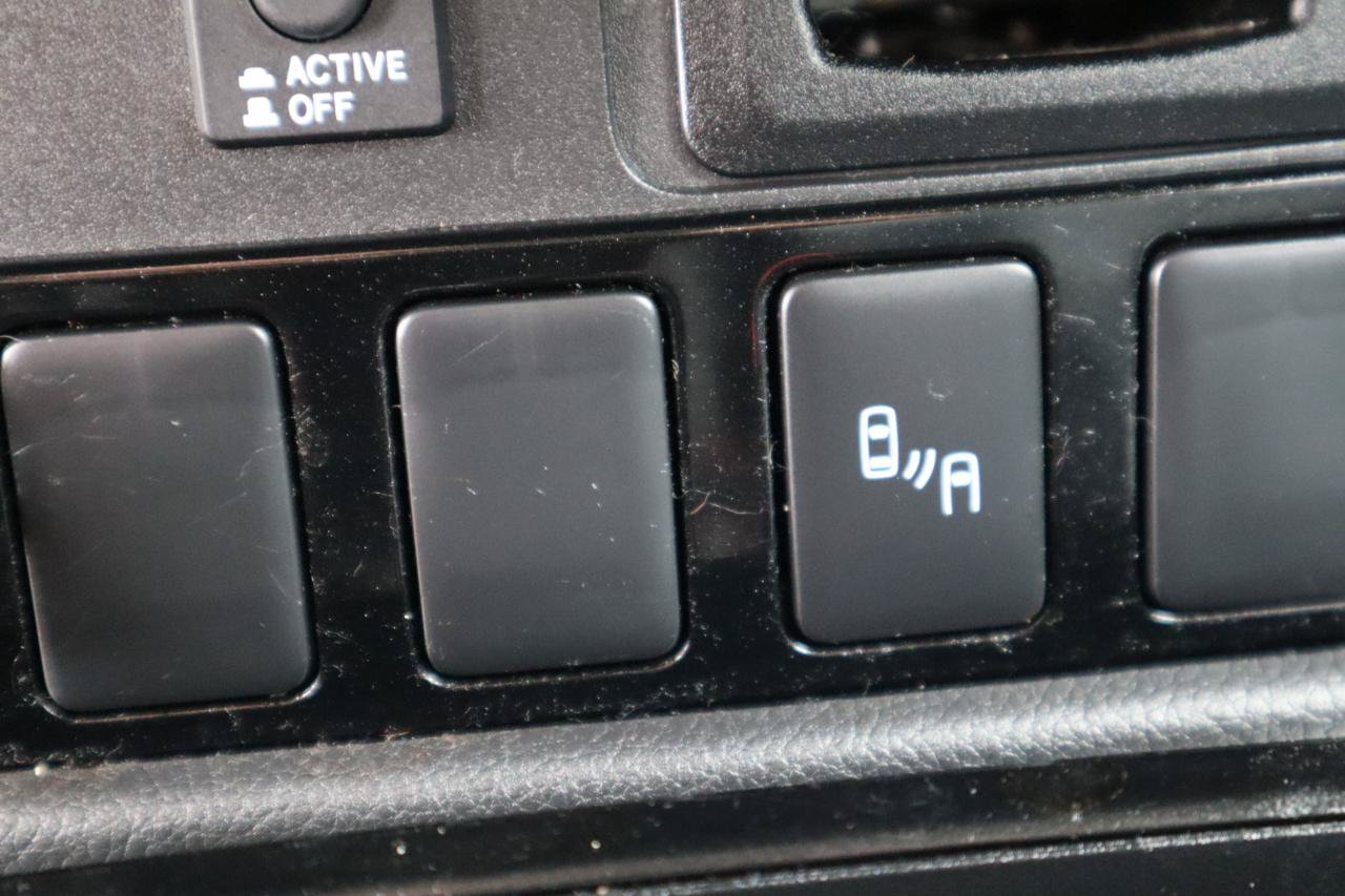 Used 2019 Mitsubishi Outlander SEL AWD/4WD image 66