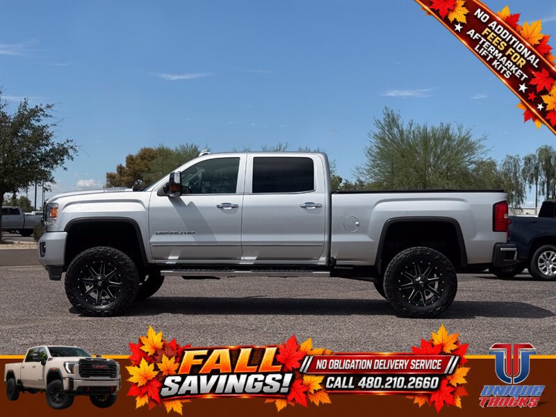 Used 2019 GMC Sierra 2500 Denali w/ Duramax Plus Package AWD/4WD image 11