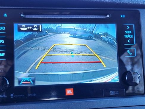 Used 2017 Toyota Sienna Limited Premium w/ Outdoor Package image 25