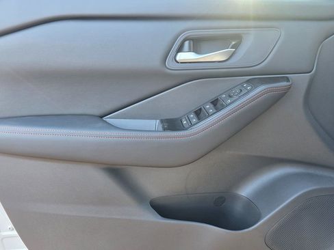 New 2026 Nissan Rogue SV image 18