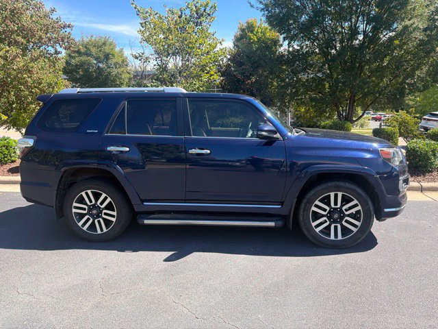 Used 2019 Toyota 4Runner Limited AWD/4WD image 3