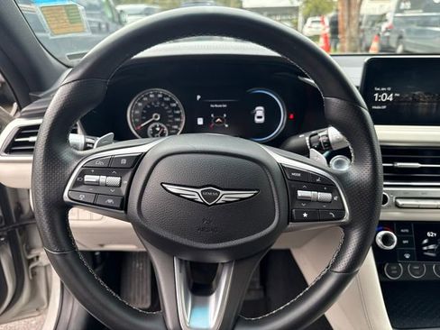 Used 2024 Genesis G70 2.5T image 19