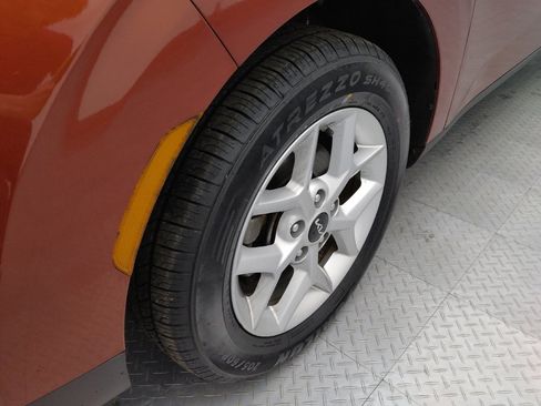 Used 2023 Kia Soul S image 31