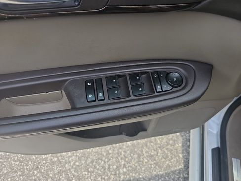 Used 2016 GMC Acadia Denali image 32