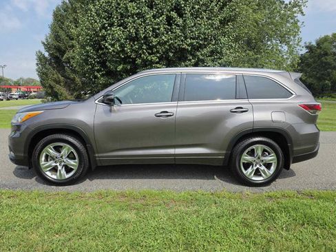 Used 2016 Toyota Highlander Limited AWD/4WD image 1