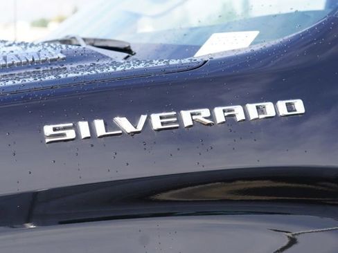 Used 2022 Chevrolet Silverado 1500 RST image 9