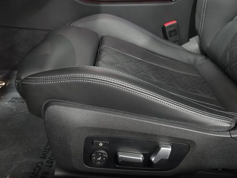 Used 2023 BMW M8 Competition AWD/4WD image 24