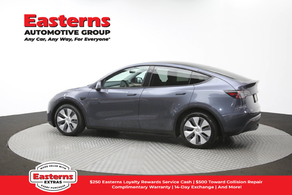 Used 2023 Tesla Model Y Long Range AWD/4WD image 57