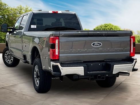 New 2026 Ford F350 Lariat AWD/4WD image 3