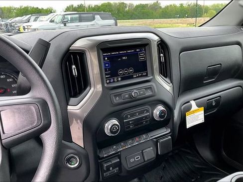 New 2026 GMC Sierra 1500 Pro w/ Pro Value Package AWD/4WD image 7