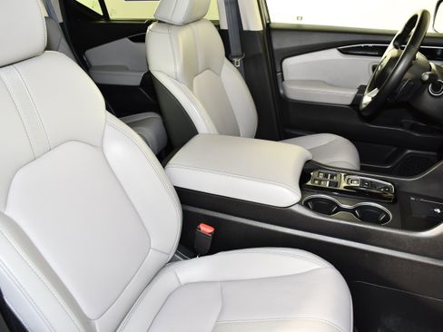 Certified 2025 Honda Pilot Touring image 43