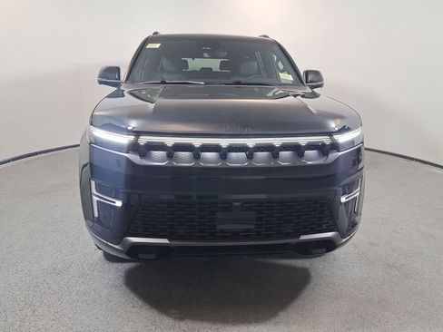 New 2026 Jeep Grand Wagoneer 4WD image 2