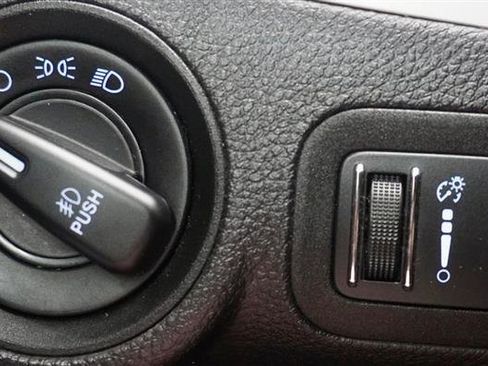 Used 2015 Dodge Journey R/T FWD image 30