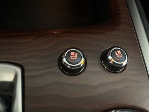 Certified 2019 Nissan Pathfinder Platinum image 26