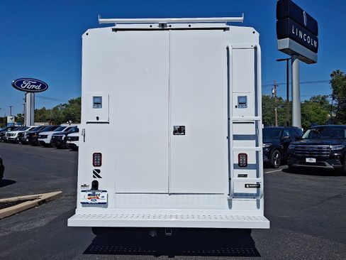 New 2026 Ford E-350 and Econoline 350 Super Duty w/ Power Equipment Group RWD image 5