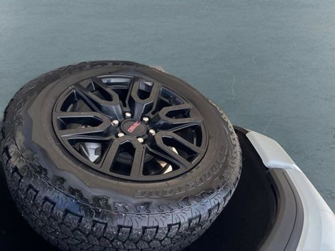 Used 2021 GMC Sierra 1500 Elevation w/ X31 Off-Road Package image 20