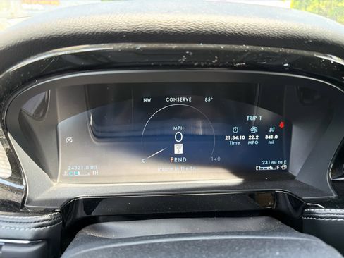 Used 2023 Lincoln Corsair AWD w/ Equipment Group 101A image 9