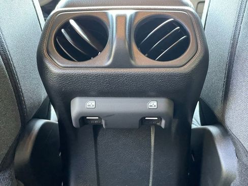 Used 2025 Jeep Wrangler Unlimited Sport AWD/4WD image 21
