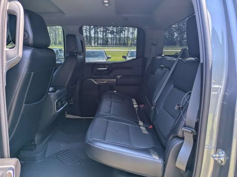 Used 2021 Chevrolet Silverado 1500 RST w/ Z71 Off-Road Package AWD/4WD image 13