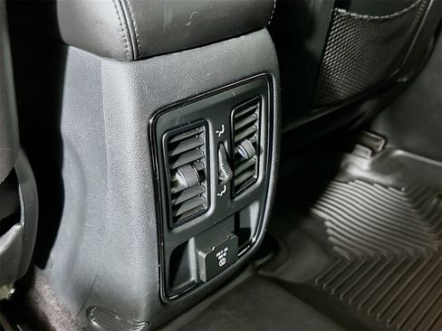 Used 2017 Jeep Grand Cherokee Laredo w/ Quick Order Package 23E image 23