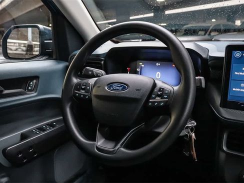 New 2025 Ford Maverick XL image 16