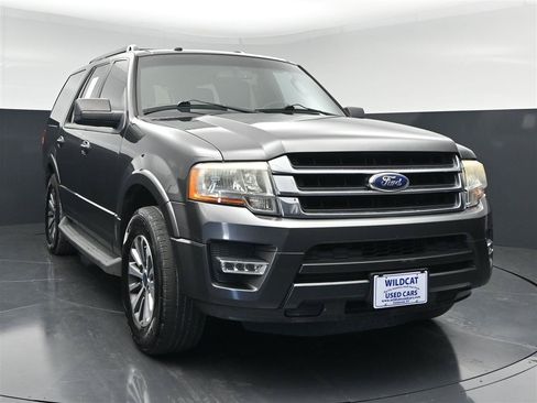 Used 2016 Ford Expedition XLT w/ Equipment Group 202A RWD image 1