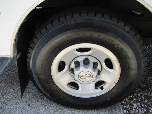 Used 2021 Chevrolet Express 3500 w/ Power Convenience Package RWD image 34