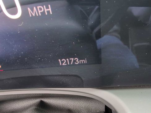 Used 2024 Buick Encore GX Sport Touring w/ Comfort Package image 12