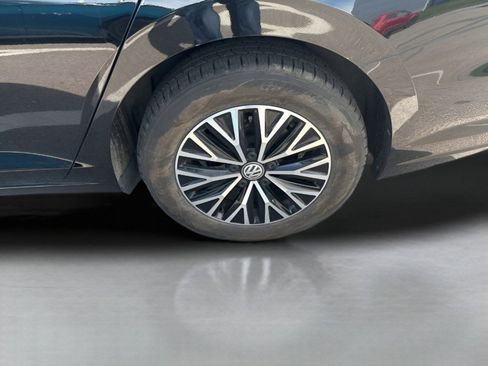 Used 2020 Volkswagen Jetta SE w/ SE Cold Weather Package FWD image 6