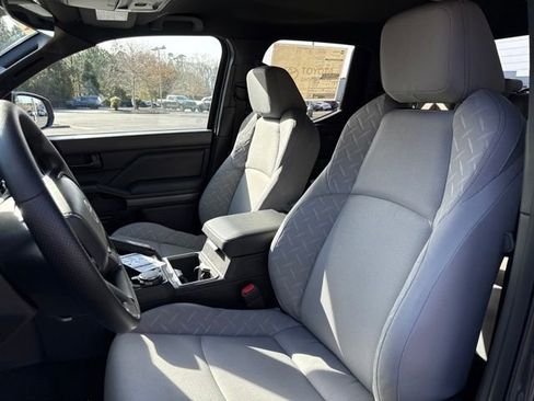 New 2026 Toyota Prius LE image 12