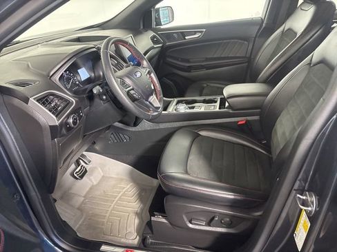 Used 2024 Ford Edge ST-Line w/ Class II Trailer Tow Package AWD/4WD image 16