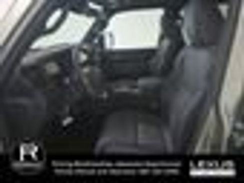 Used 2024 Lexus GX 550 image 5