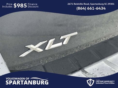 Used 2022 Ford Explorer XLT image 9