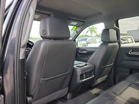 Used 2023 Chevrolet Silverado 1500 LTZ AWD/4WD image 13