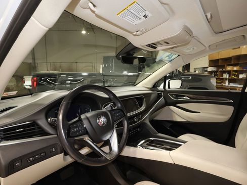 Certified 2024 Buick Enclave Avenir w/ Avenir Technology Package image 9