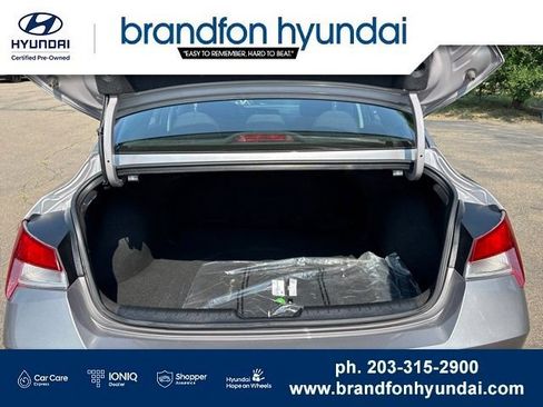 Used 2023 Hyundai Elantra SE FWD image 29